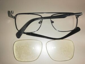 Замена старых линз в очках на новые